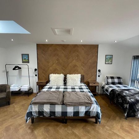 Golfers Dream Guest Suite With Onsite Golf Studio Available For Booking By Guests Strathkinness Экстерьер фото