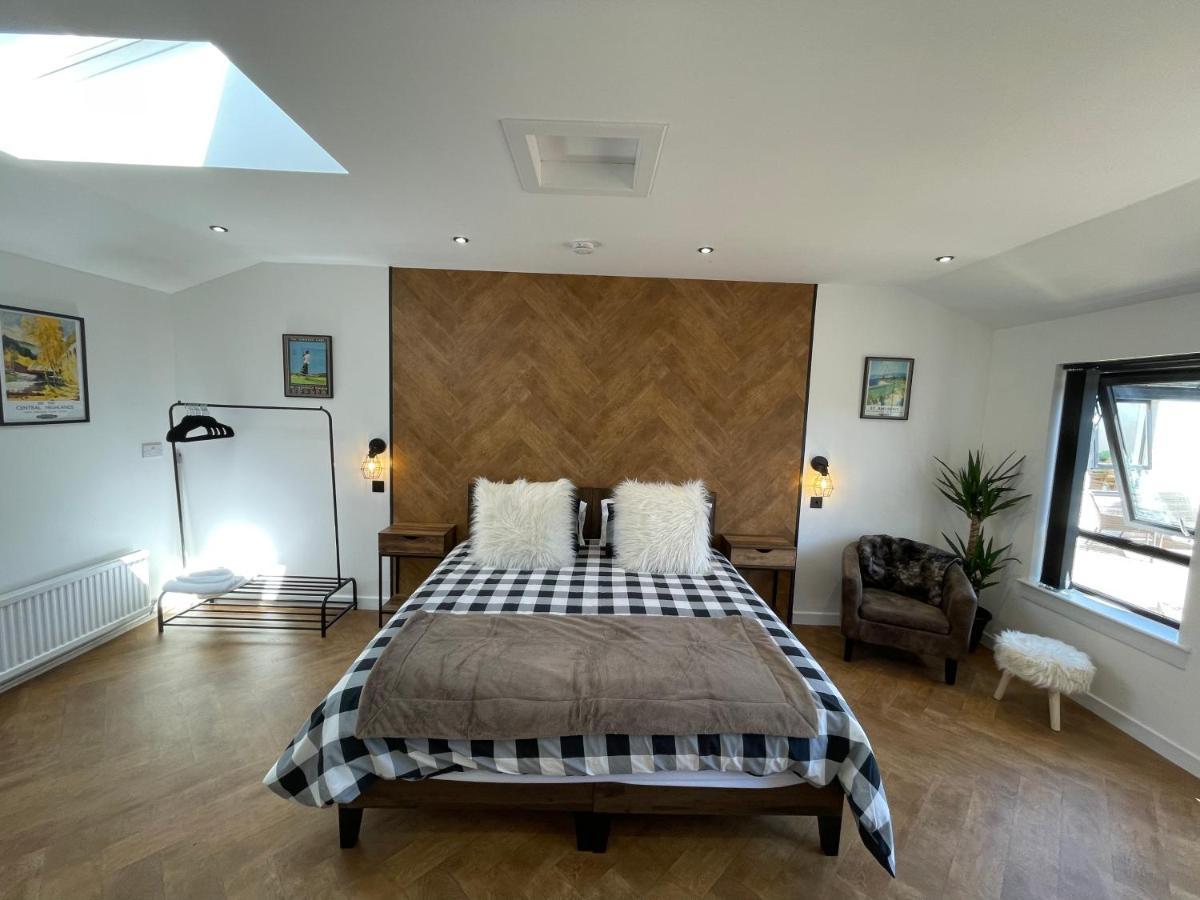 Golfers Dream Guest Suite With Onsite Golf Studio Available For Booking By Guests Strathkinness Экстерьер фото