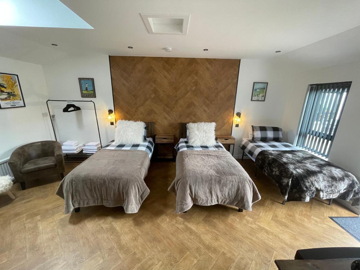 Golfers Dream Guest Suite With Onsite Golf Studio Available For Booking By Guests Strathkinness Экстерьер фото